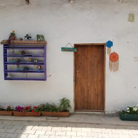 Salda Goelue Koca Kapi Bed & Breakfast